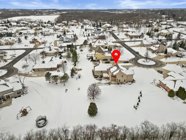 $749,900 | 145 Victoria Circle, Union Grove, WI 53182