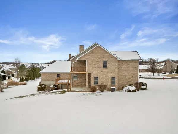 $749,900 | 145 Victoria Circle, Union Grove, WI 53182