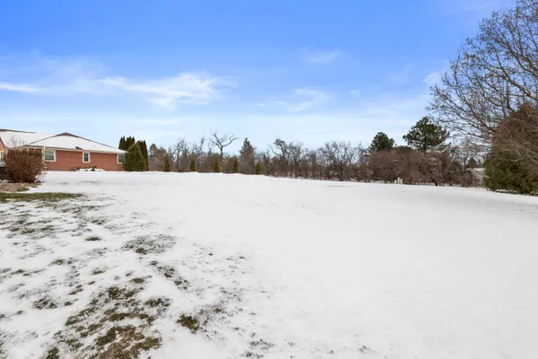 $749,900 | 145 Victoria Circle, Union Grove, WI 53182