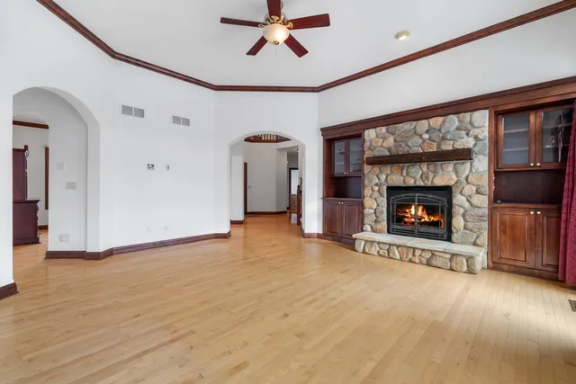 $749,900 | 145 Victoria Circle, Union Grove, WI 53182