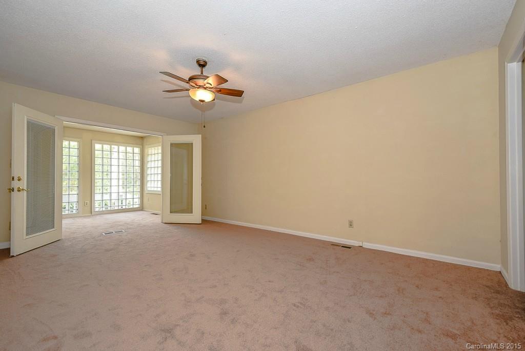 9800 Carlsbad Road Charlotte, NC 28270 - Photo 13 of 21 Gallery Image 13