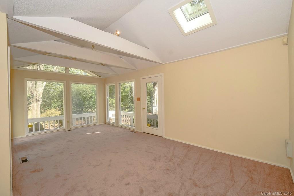 9800 Carlsbad Road Charlotte, NC 28270 - Photo 5 of 21 Gallery Image 5