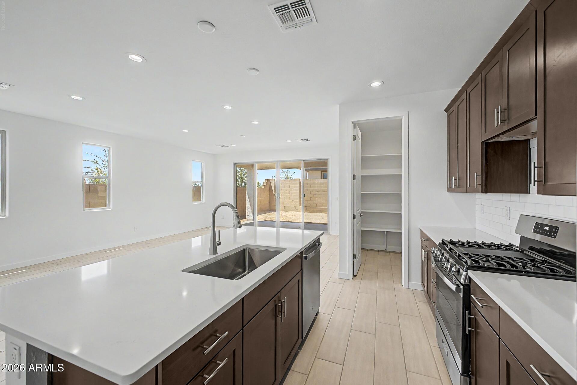 8050 West Granada Road Phoenix, AZ 85035 - Photo 3 of 35