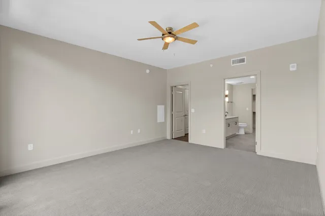 $3,517 | 2511 Willowick Road, Unit 539, Houston, TX 77027