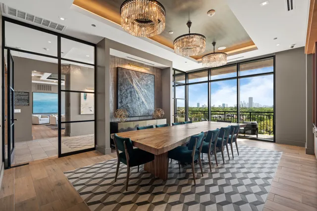 $3,517 | 2511 Willowick Road, Unit 539, Houston, TX 77027