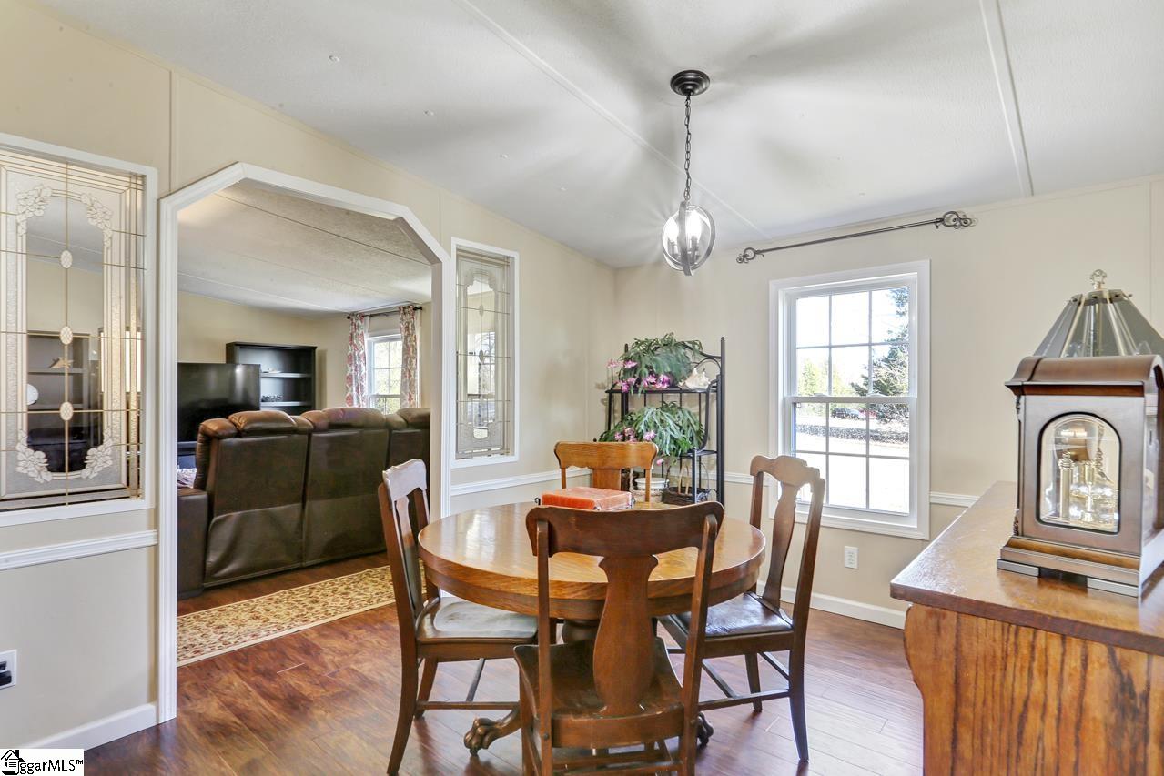 210 Watershed Road Seneca, SC 29678 - Photo 8 of 34 Gallery Image 8