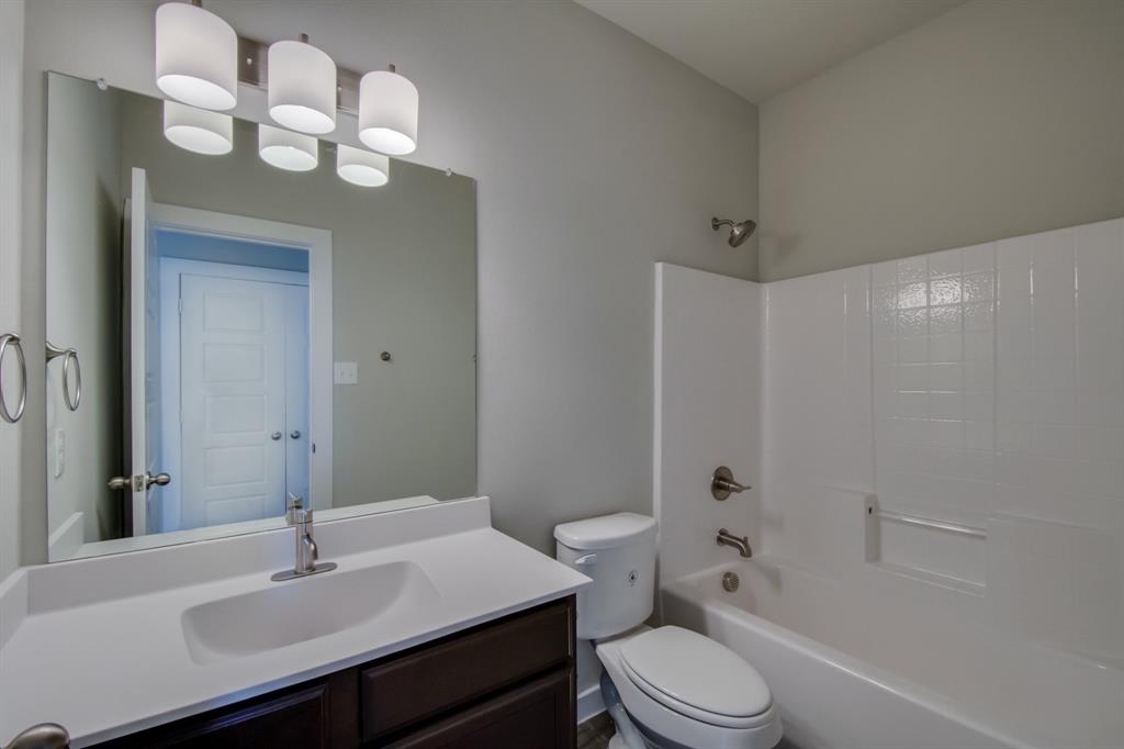 912 Skyview Drive Midlothian, TX 76065 - Photo 10 of 12