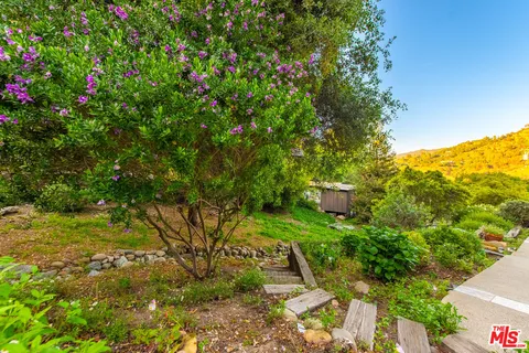$1,599,500 | 19818 Valley View Drive, Topanga, CA 90290