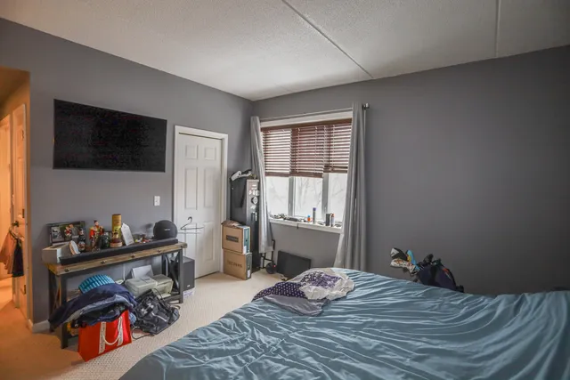 $2,500 | 4625 West Lawrence Avenue, Unit 203, Chicago, IL 60630