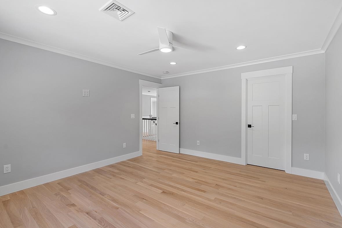 4 Leeds Road Windham, NH 03087 - Photo 22 of 40