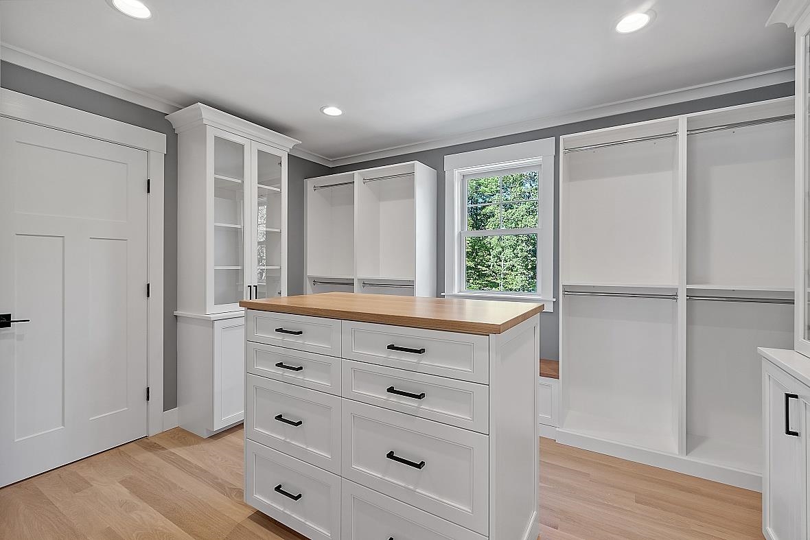 4 Leeds Road Windham, NH 03087 - Photo 27 of 40