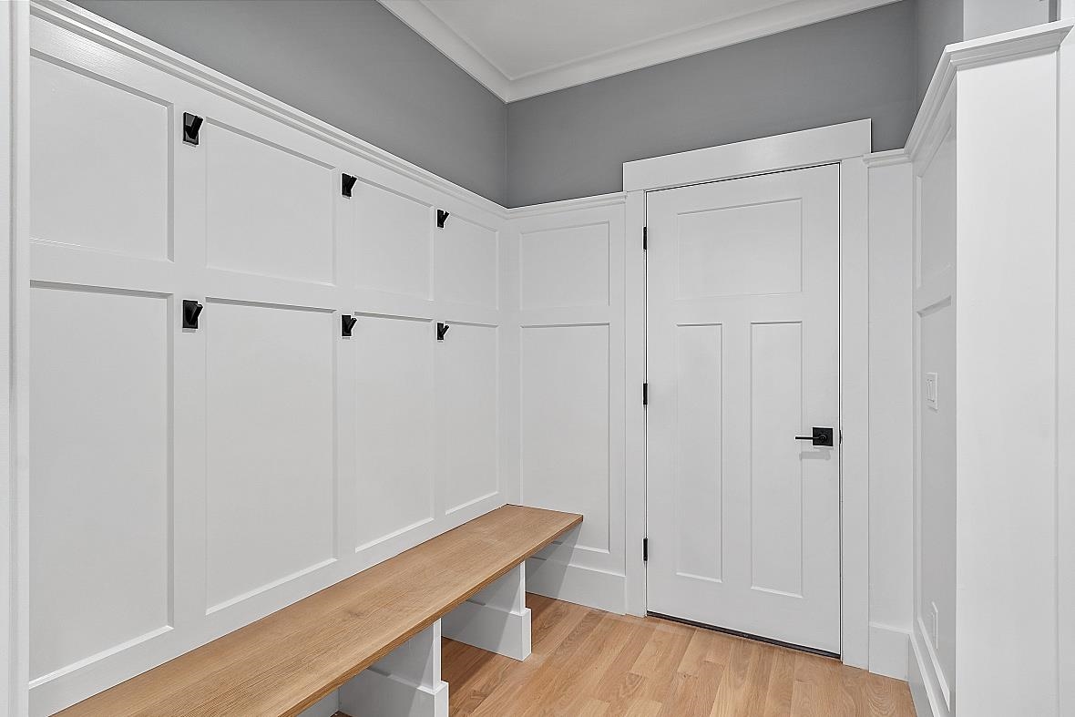 4 Leeds Road Windham, NH 03087 - Photo 10 of 40