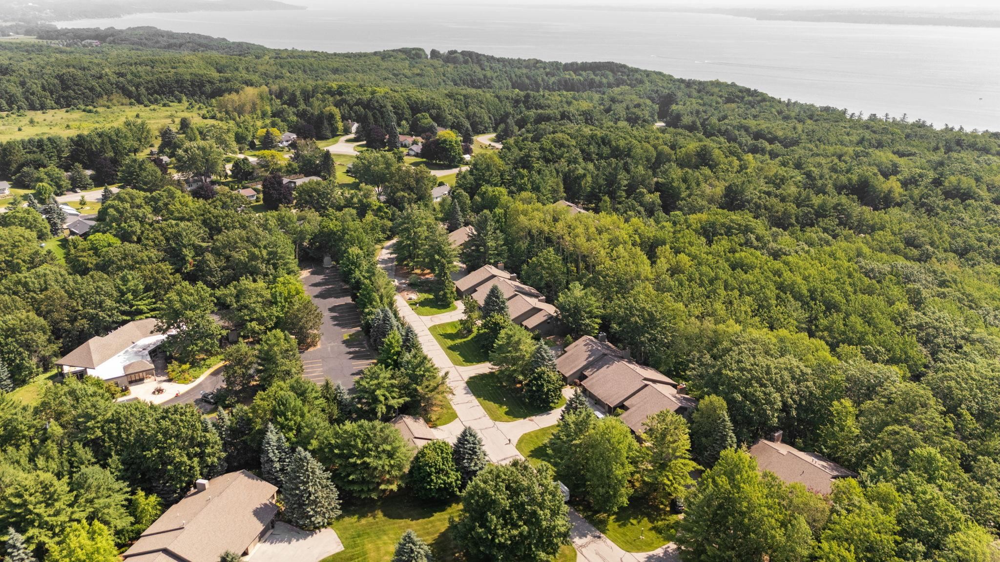 6530 Mission Ridge Traverse City, MI 49686 - Photo 43 of 46 1936450-27b2f02a-567f-4935-8080-85366f64c383.JPG