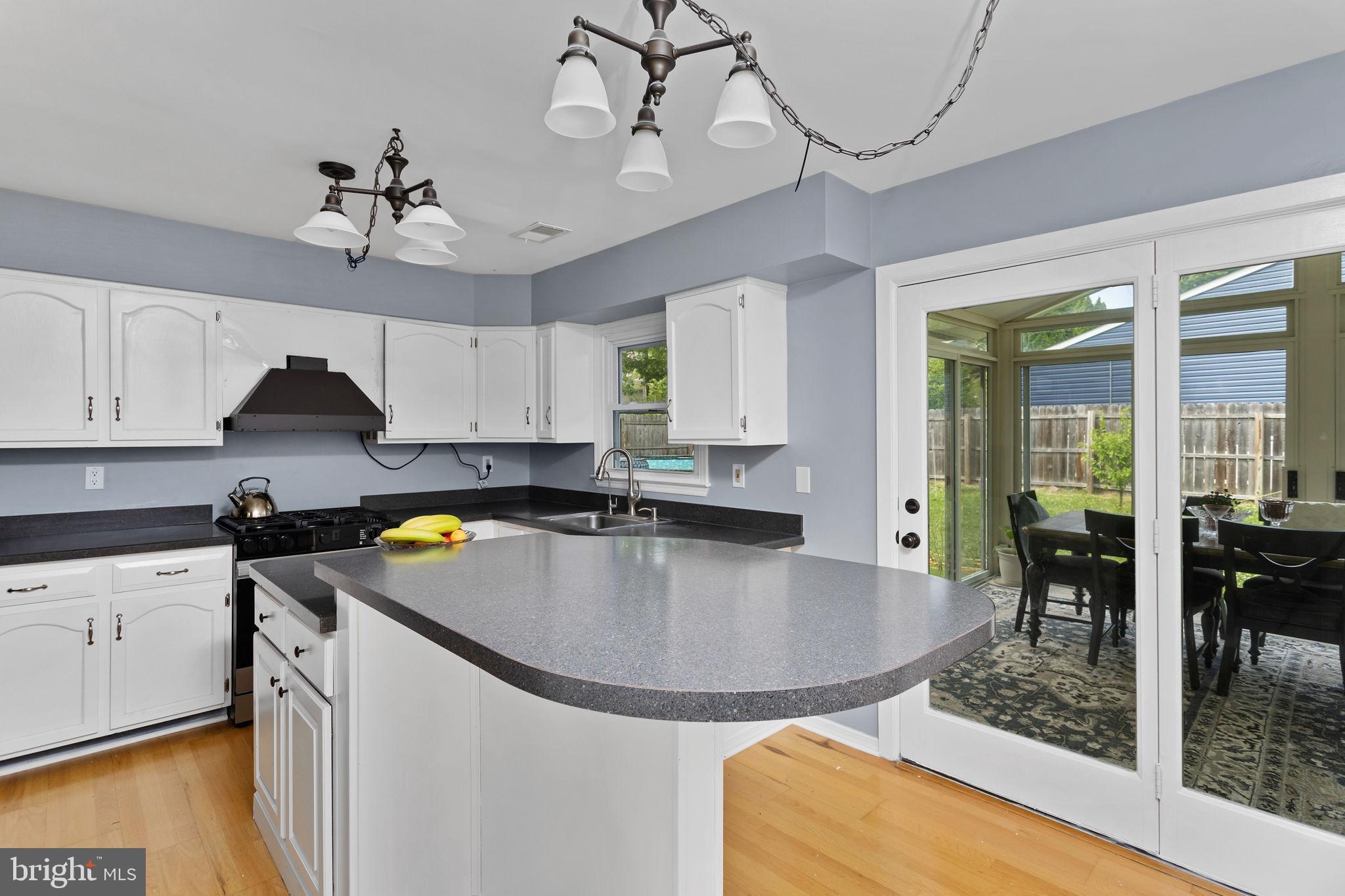 72 Bunker Hill Road Lawrence Township, NJ 08648 - Photo 10 of 29
