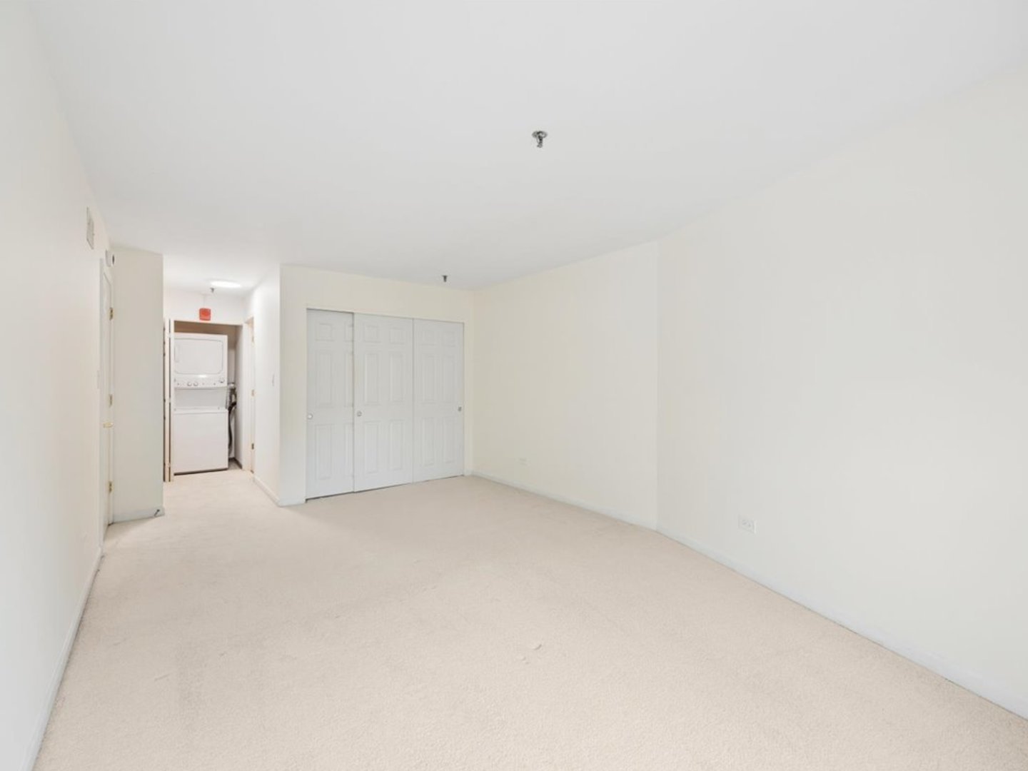 3265 Kirchoff Road, Unit 217 Rolling Meadows, IL 60008 - Photo 8 of 16