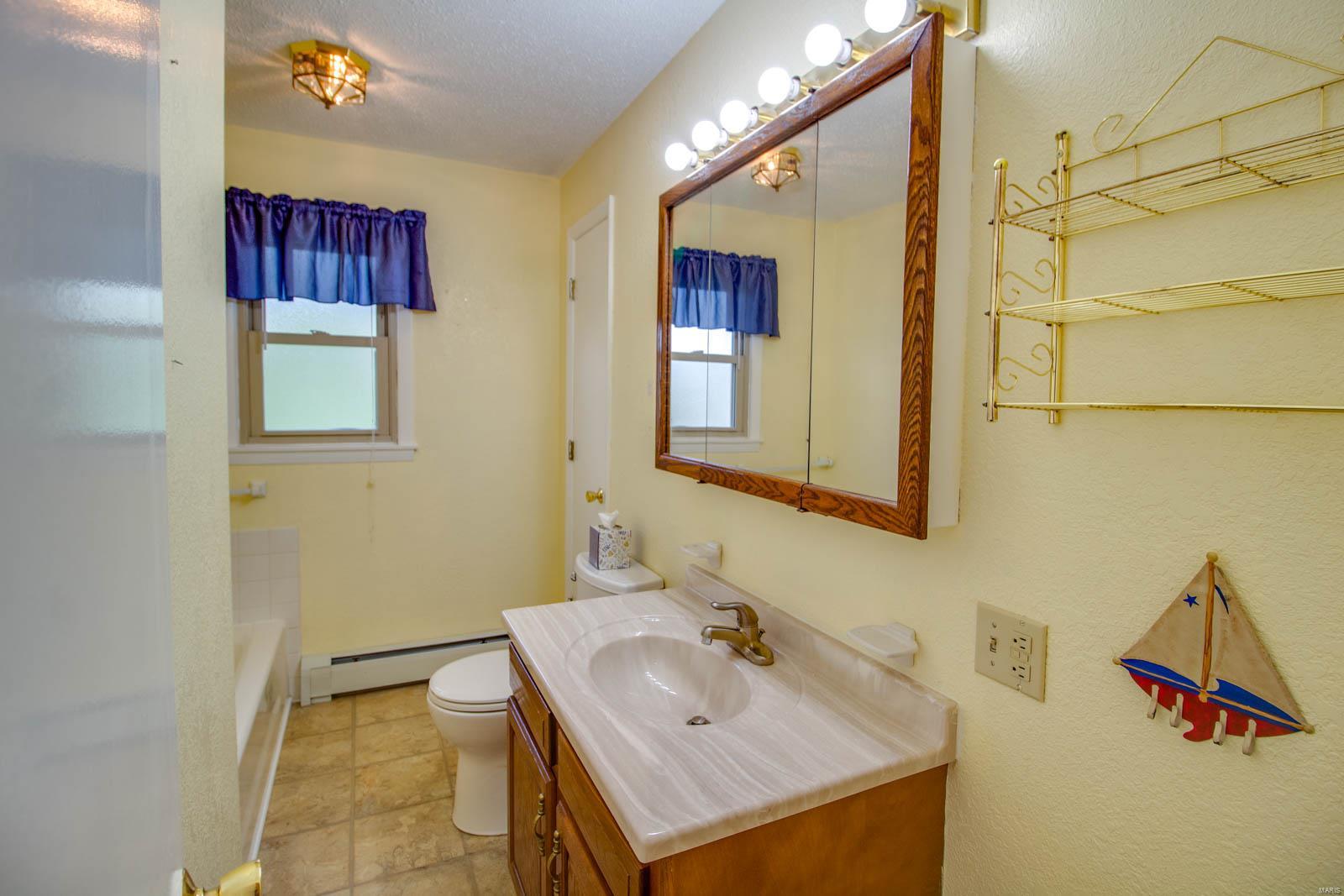 4000 Seminary Road Alton, IL 62002 - Photo 15 of 47 Gallery Image 15
