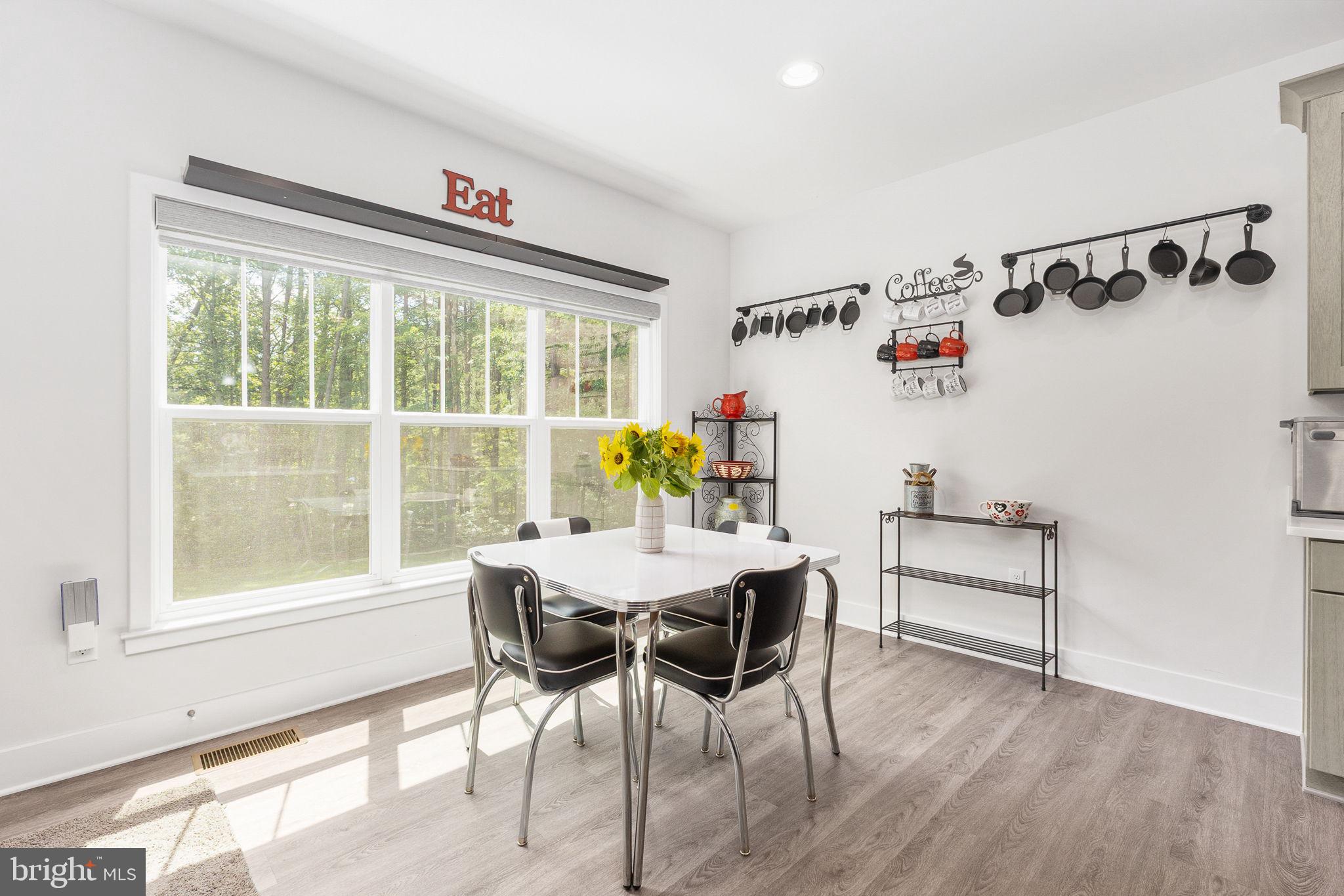 3301 Flat Run Road Locust Grove, VA 22508 - Photo 11 of 53 Dining Area