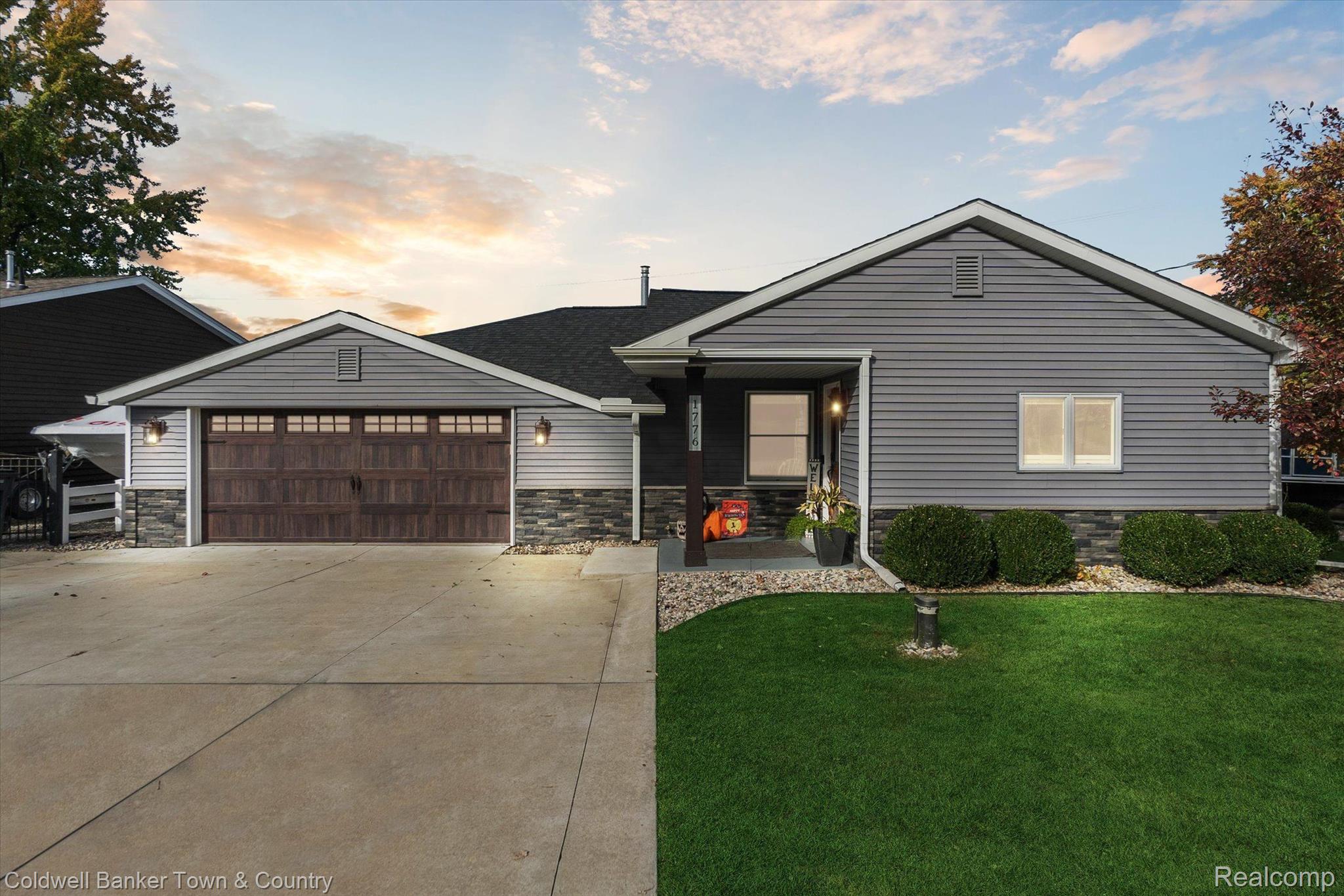 1776 South Hughes Road Brighton, MI 48114 - Photo 2 of 56 Gallery Image 2