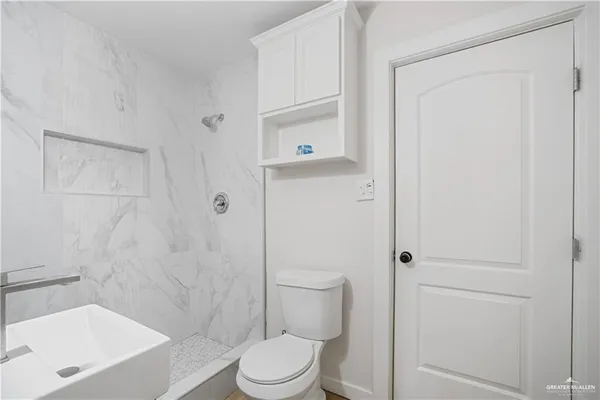 $1,600 | 819 South 16th Street, McAllen, TX 78501