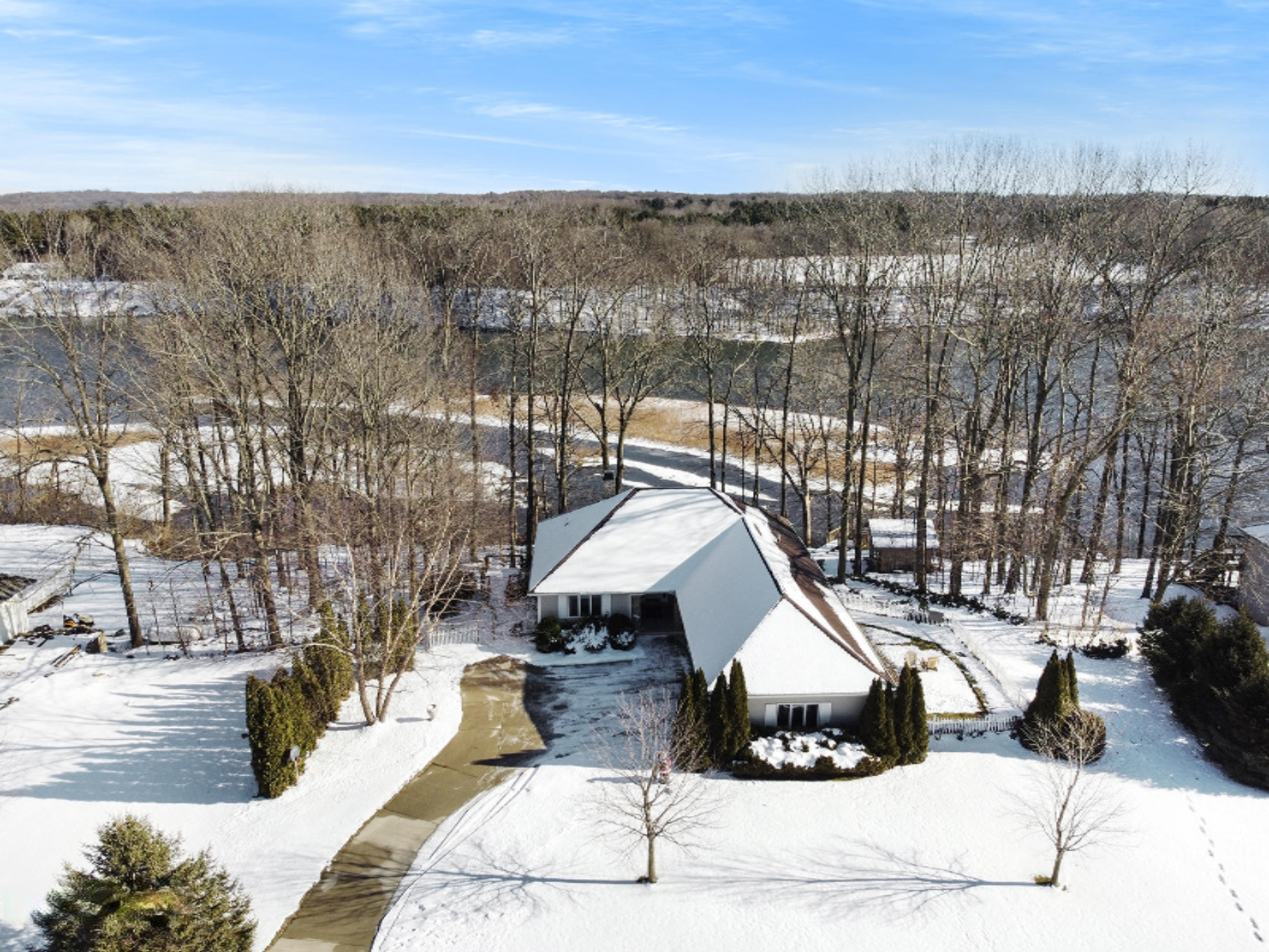 1589 Riverside Road Niles, MI 49120 - Photo 28 of 35 DJI_0435