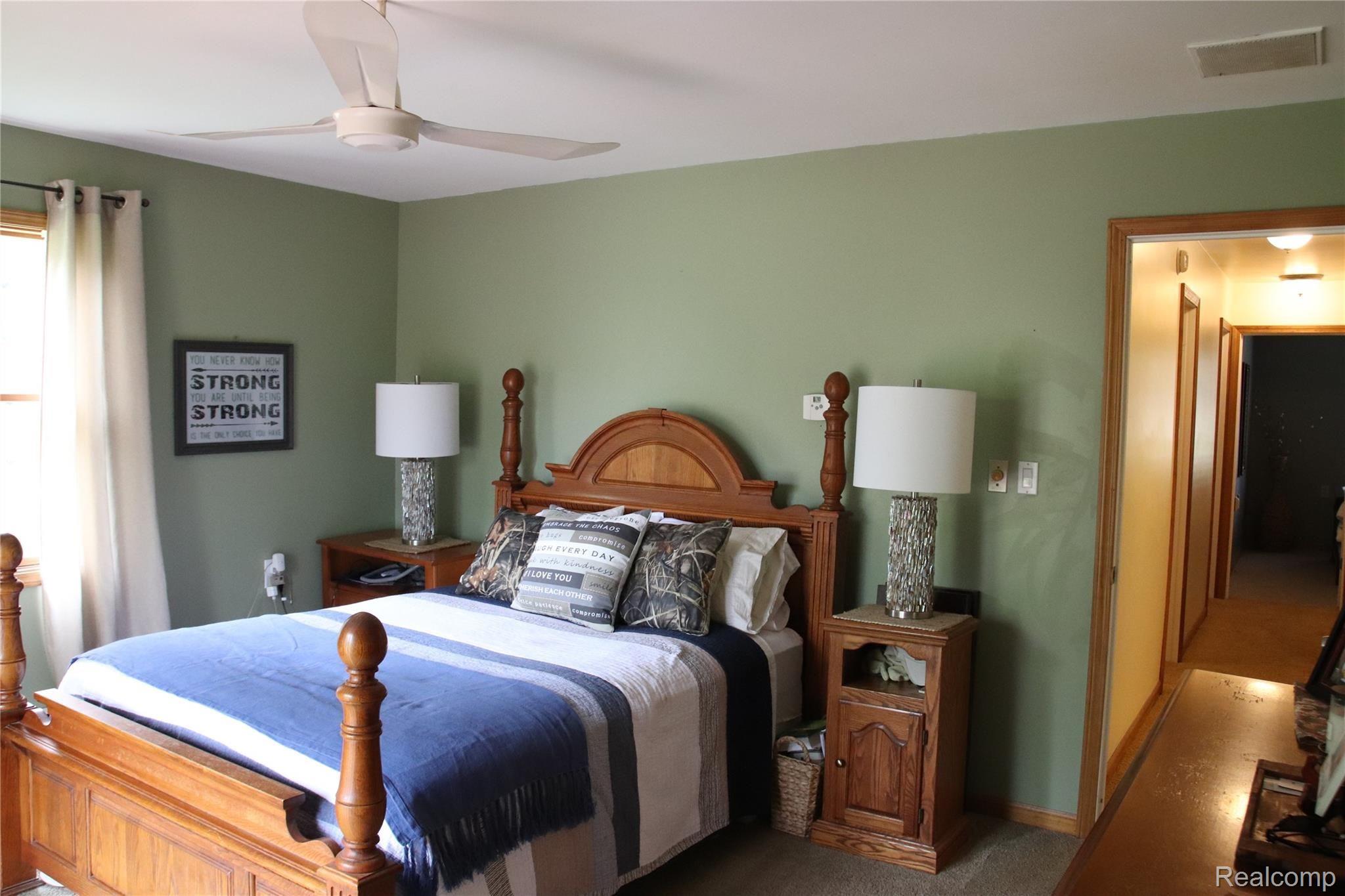 10939 Byron Road Fowlerville, MI 48836 - Photo 11 of 27 IMG_5934.JPG