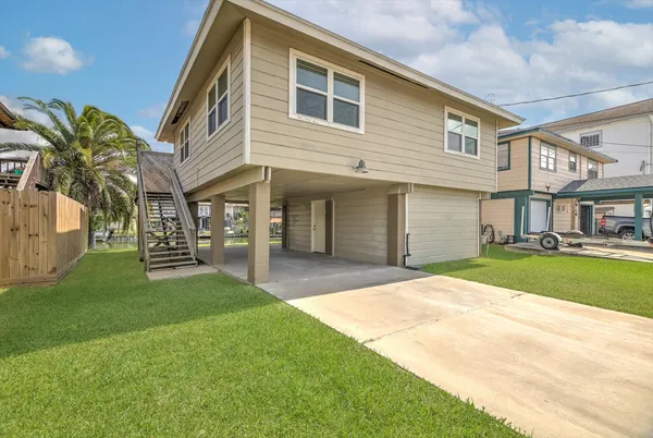 $2,150 | 505 Pompano Street, Bayou Vista, TX 77563