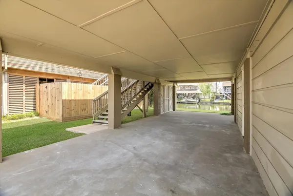 $2,150 | 505 Pompano Street, Bayou Vista, TX 77563