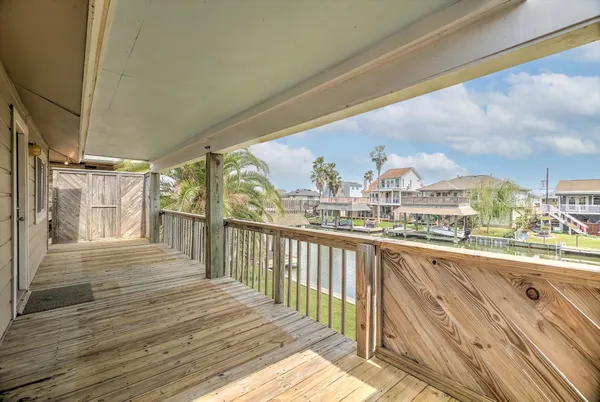 $2,150 | 505 Pompano Street, Bayou Vista, TX 77563