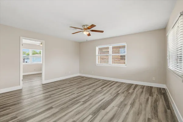$2,150 | 505 Pompano Street, Bayou Vista, TX 77563