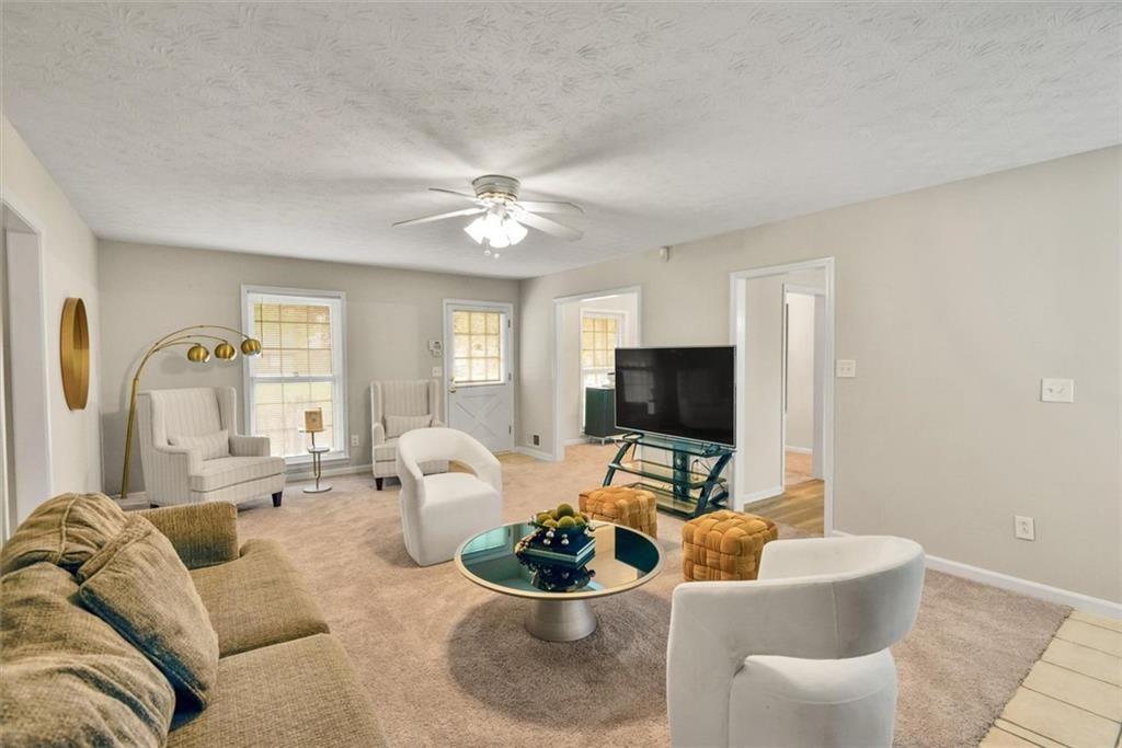 5284 Wydella Road Southwest Lilburn, GA 30047 - Photo 6 of 39