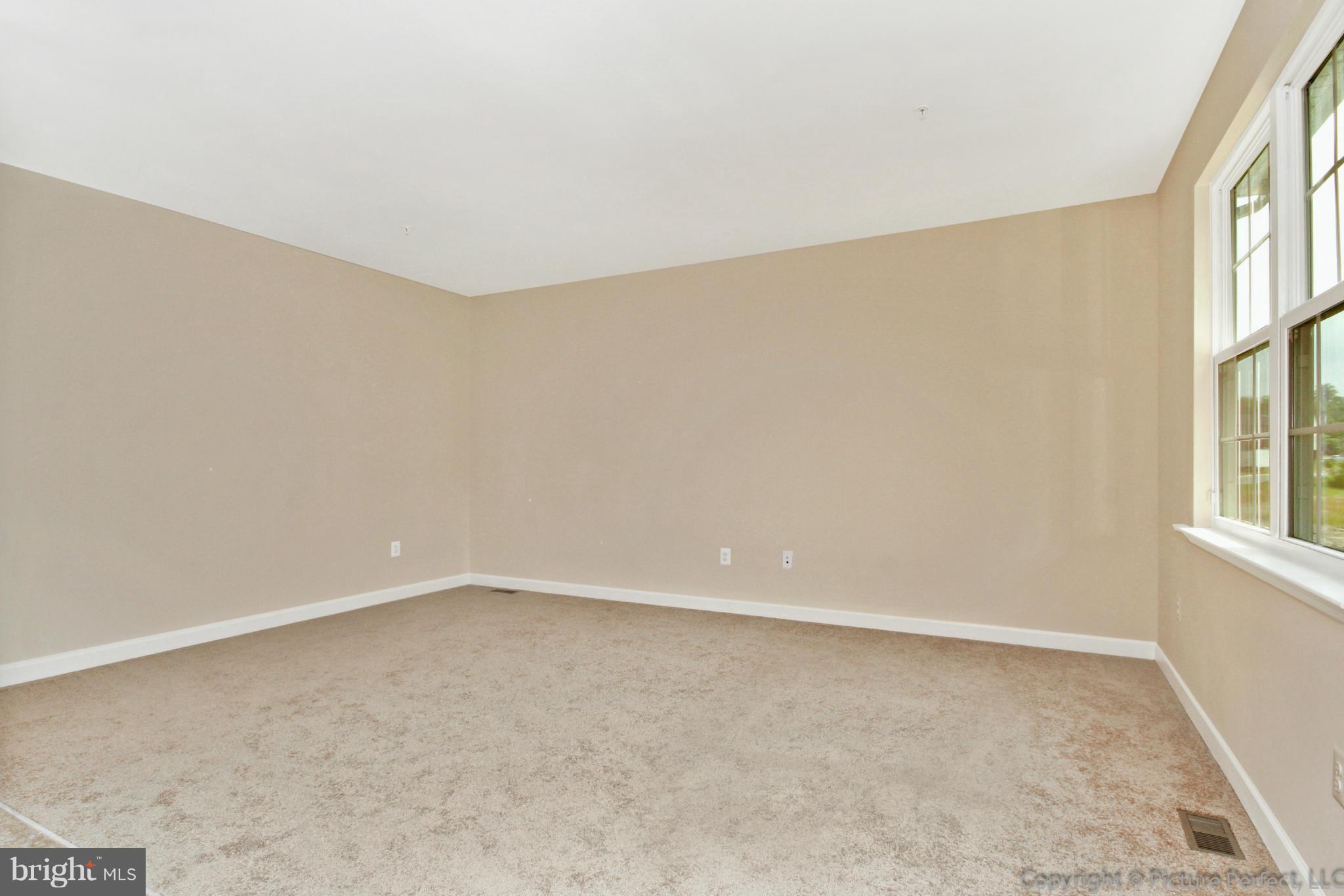 1 Cassidy Court Point of Rocks, MD 21777 - Photo 5 of 30 Living Room