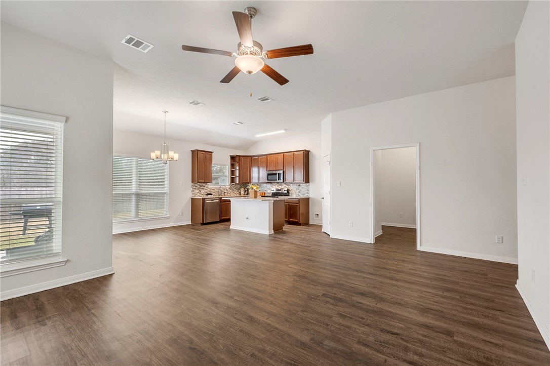 2051 Brisbane Way Bryan, TX 77807 - Photo 2 of 18