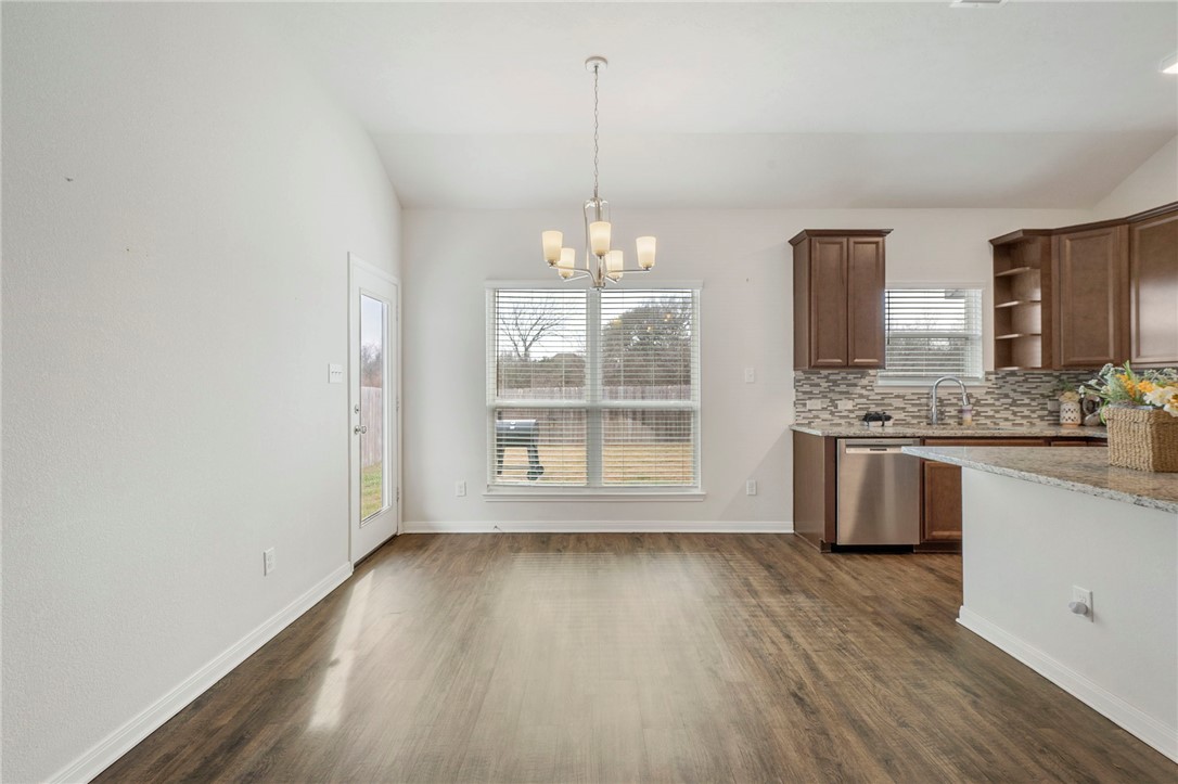 2051 Brisbane Way Bryan, TX 77807 - Photo 6 of 18