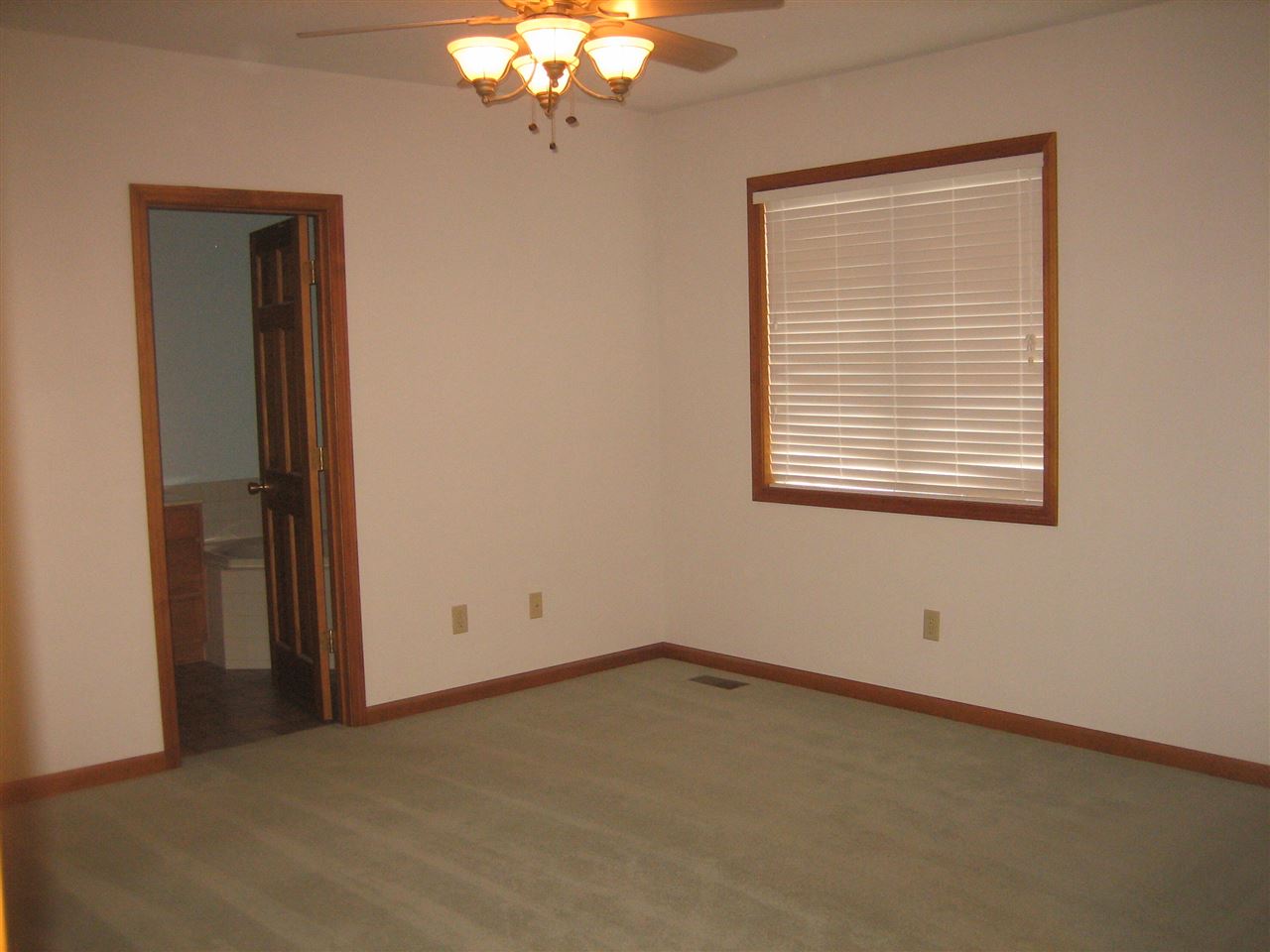 4109 Yoder Road Yoder, IN 46798 - Photo 10 of 30