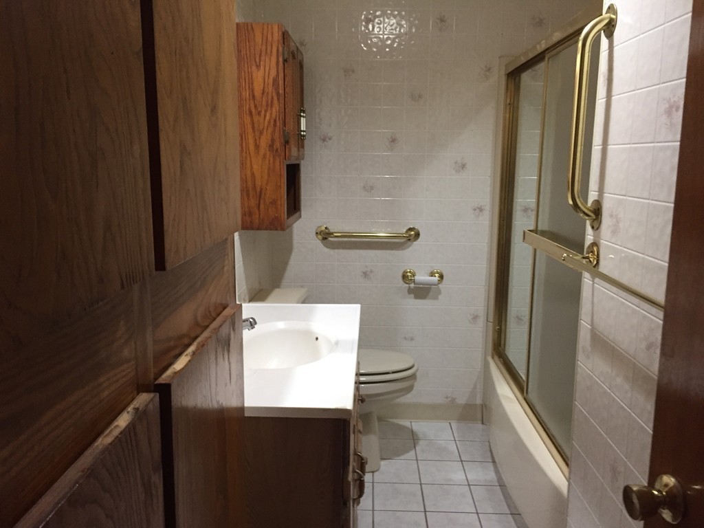 112 Rolling Acres Road Lunenburg, MA 01462 - Photo 12 of 20 Gallery Image 12