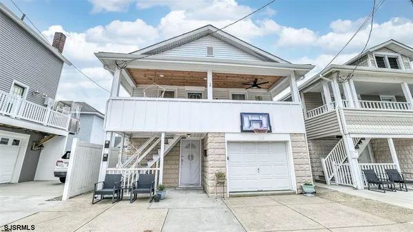 $1,700 | 200 North Sacramento Avenue, Unit 2, Ventnor City, NJ 08406