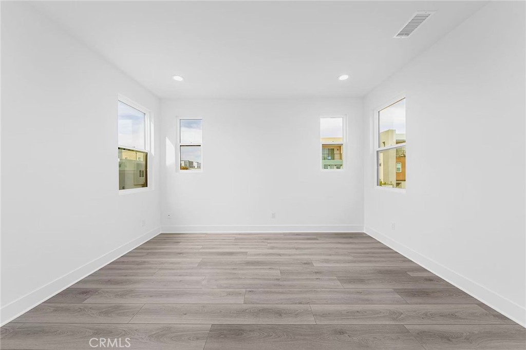 100 Draw Irvine, CA 92618 - Photo 11 of 43