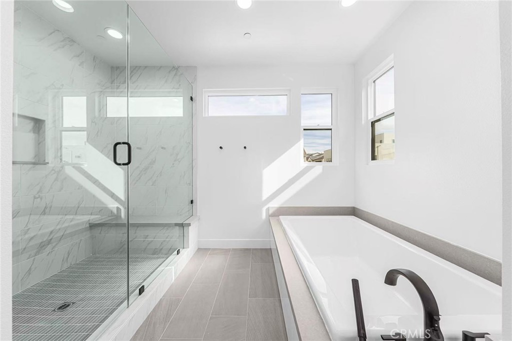 100 Draw Irvine, CA 92618 - Photo 28 of 43