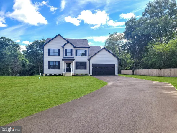 $575,000 | 103 Heatherwood Drive, Vineland, NJ 08360