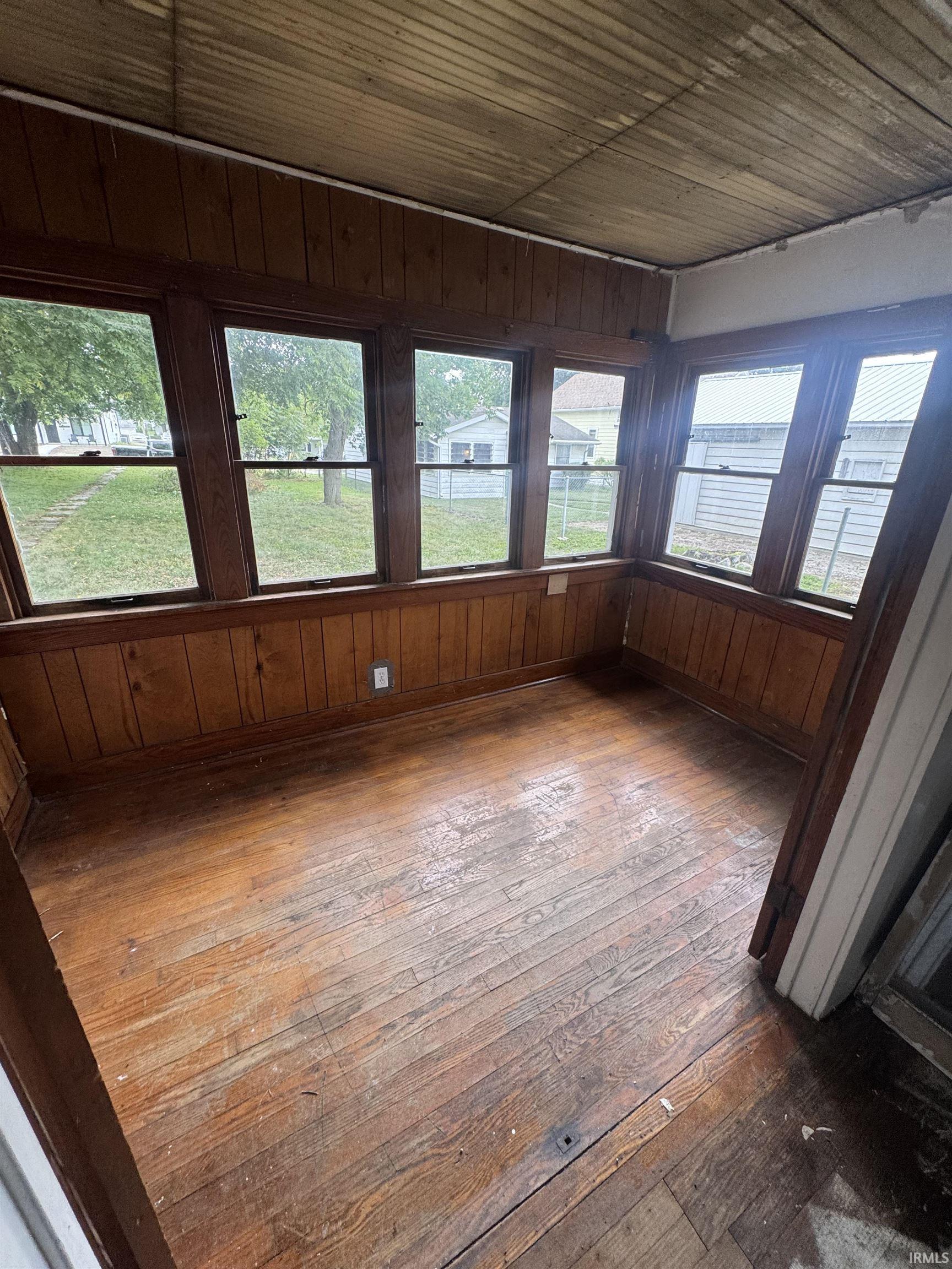 1721 West 4th Street Fort Wayne, IN 46808 - Photo 5 of 9