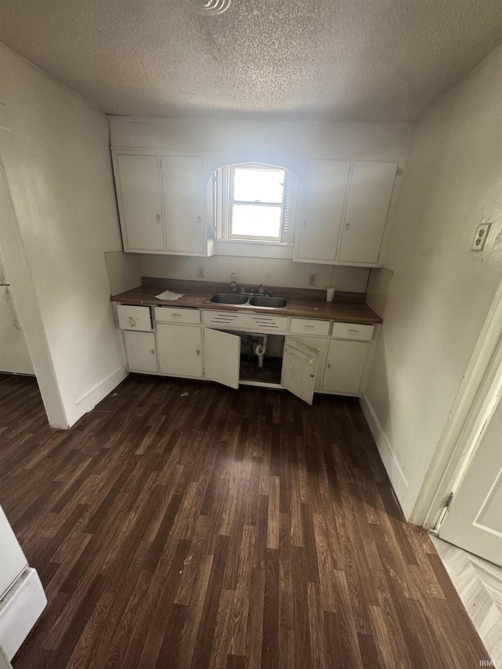 1721 West 4th Street Fort Wayne, IN 46808 - Photo 8 of 9