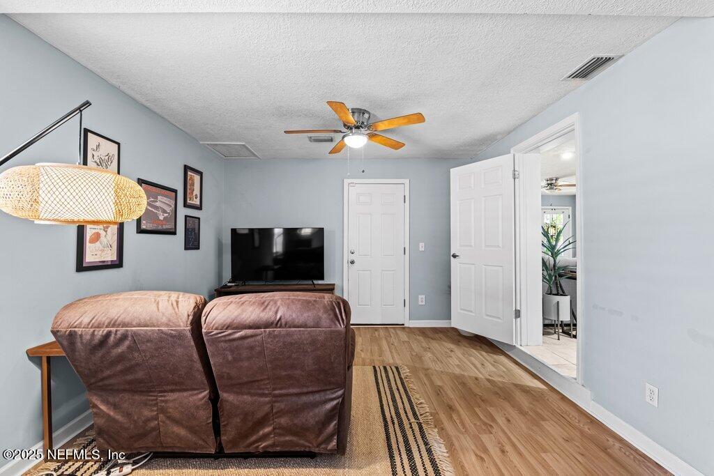 718 Vecuna Road Atlantic Beach, FL 32233 - Photo 22 of 40 P1154564.JPG-SMALL