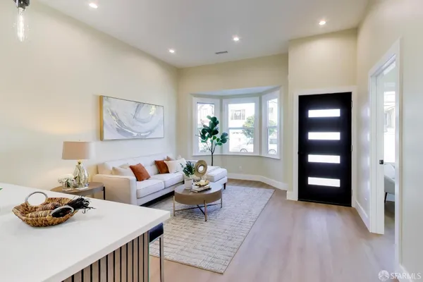 $998,000 | 57 Cayuga Avenue, San Francisco, CA 94112