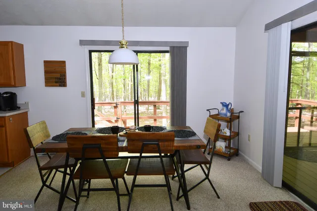 $1,850 | 67 Tranquil Way, Berkeley Springs, WV 25411