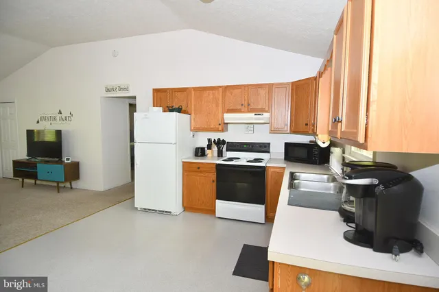 $1,850 | 67 Tranquil Way, Berkeley Springs, WV 25411