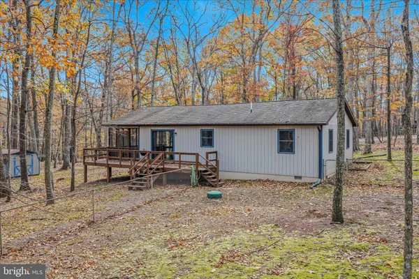$1,650 | 67 Tranquil Way, Berkeley Springs, WV 25411