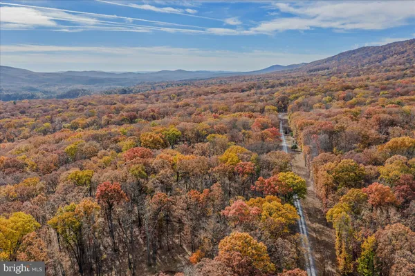 $1,650 | 67 Tranquil Way, Berkeley Springs, WV 25411