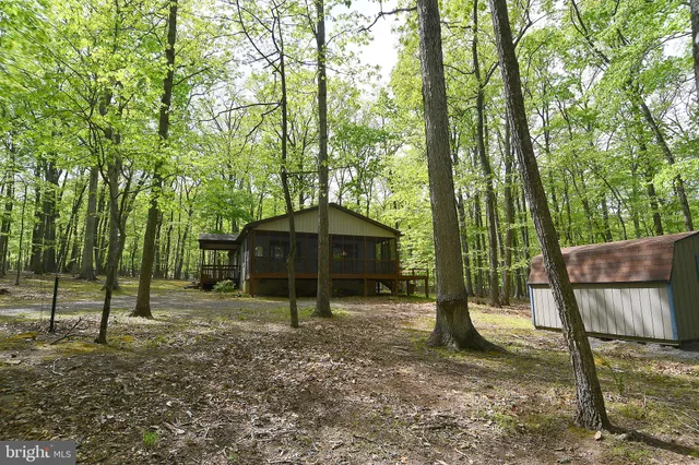 $1,850 | 67 Tranquil Way, Berkeley Springs, WV 25411