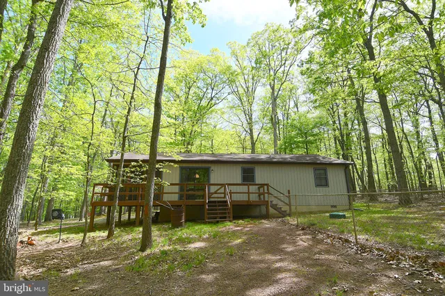 $1,850 | 67 Tranquil Way, Berkeley Springs, WV 25411