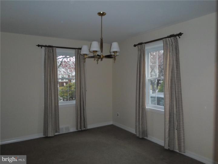 1336 Harrington Road Havertown, PA 19083 - Photo 5 of 20